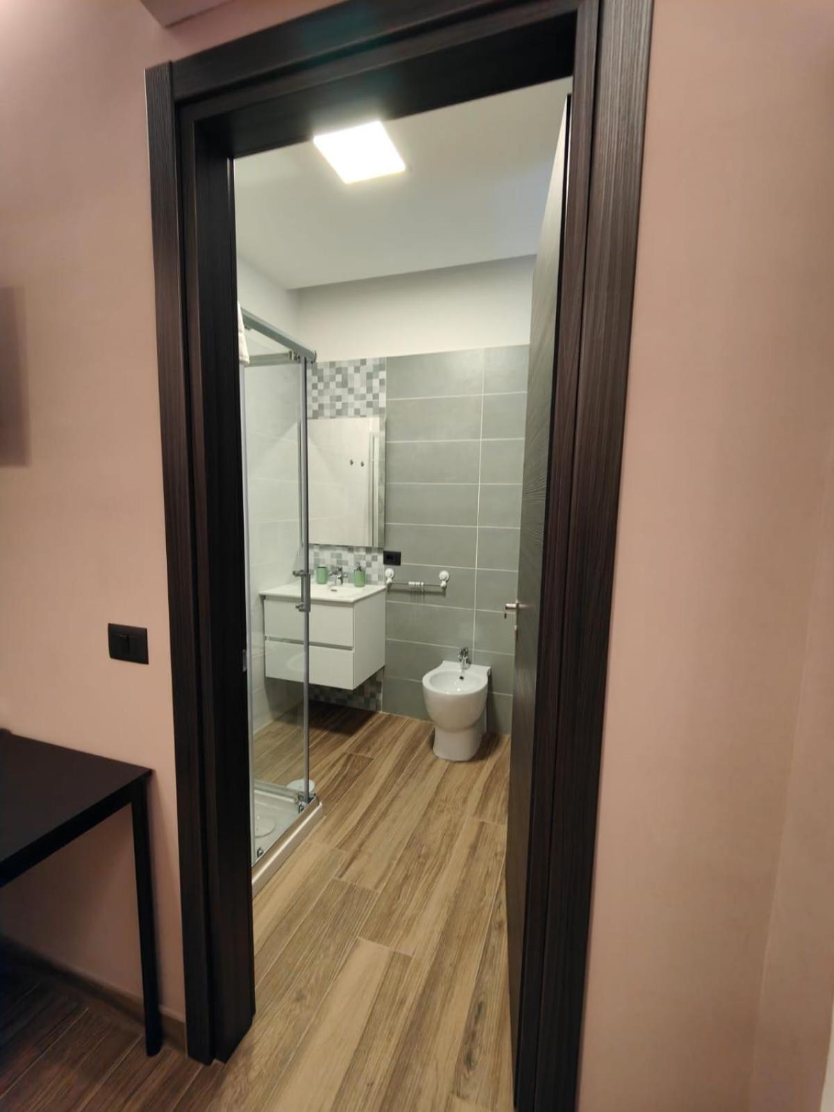 Napoli Central Capodichino B&B ภายนอก รูปภาพ