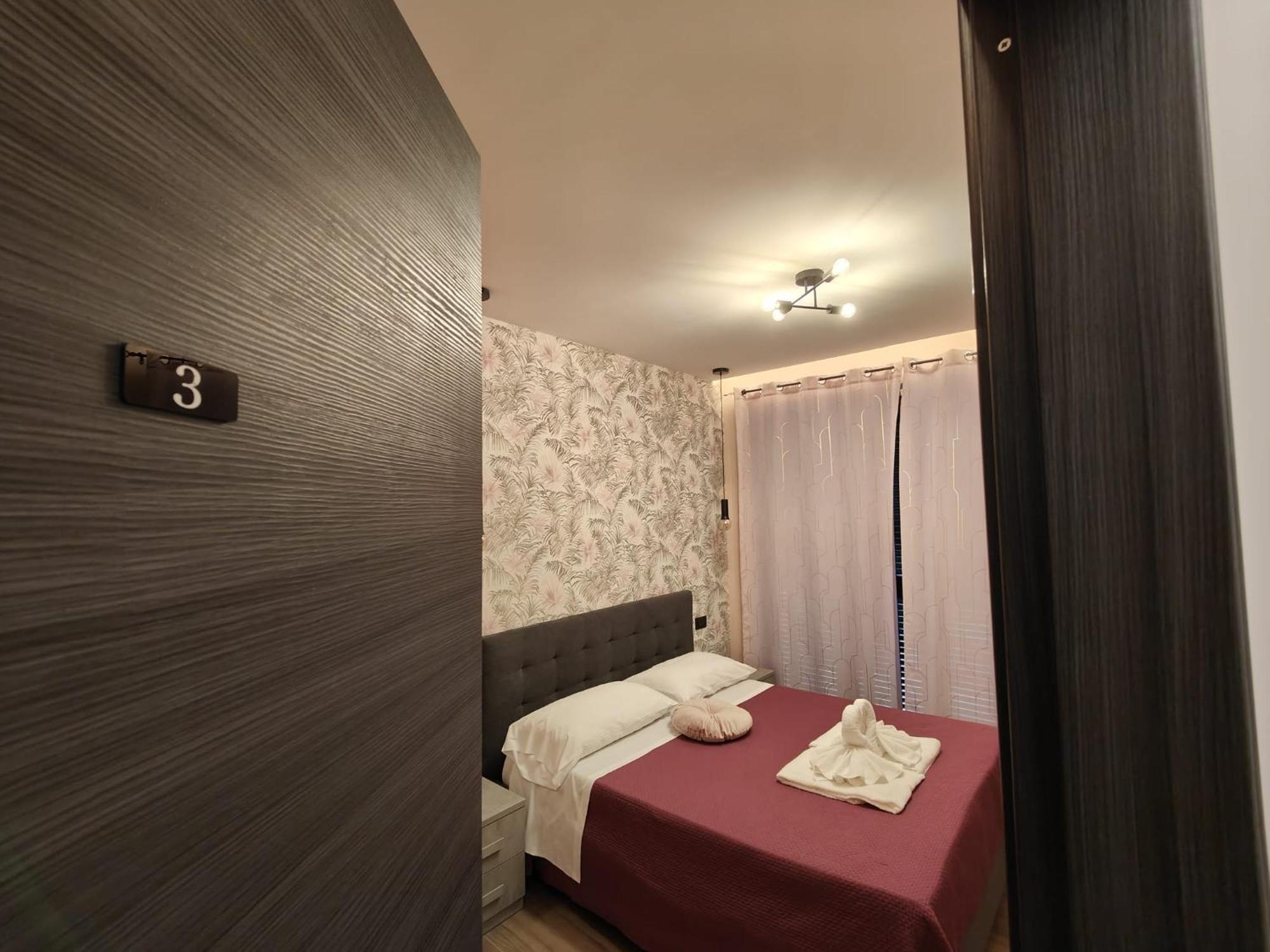 Napoli Central Capodichino B&B ภายนอก รูปภาพ